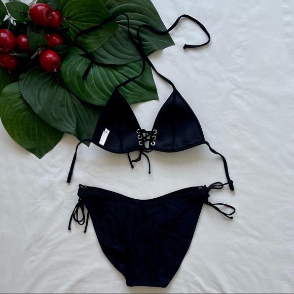Victoria’s Secret Black String Bikini w/Edgy Lace-Up Details Top (M) Bottom (L) - Picture 4 of 10